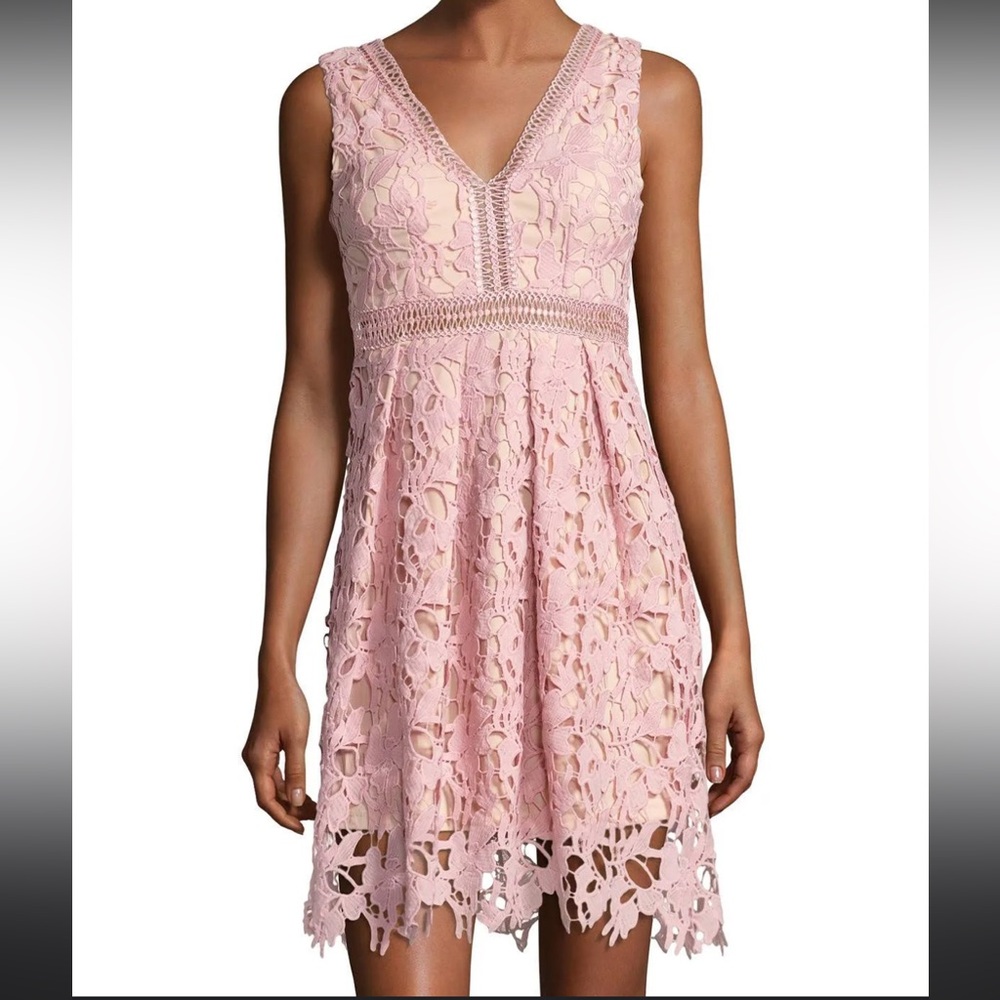 Romeo & Juliet Pink Lace Mini Dress NWT | Sleeveless V-Neck Cocktail Party